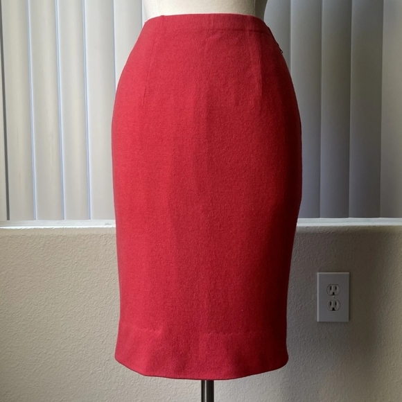Luisa Spagnoli Red wool skirt ASO Kate Middleton Princess of Wales - Picture 3 of 5